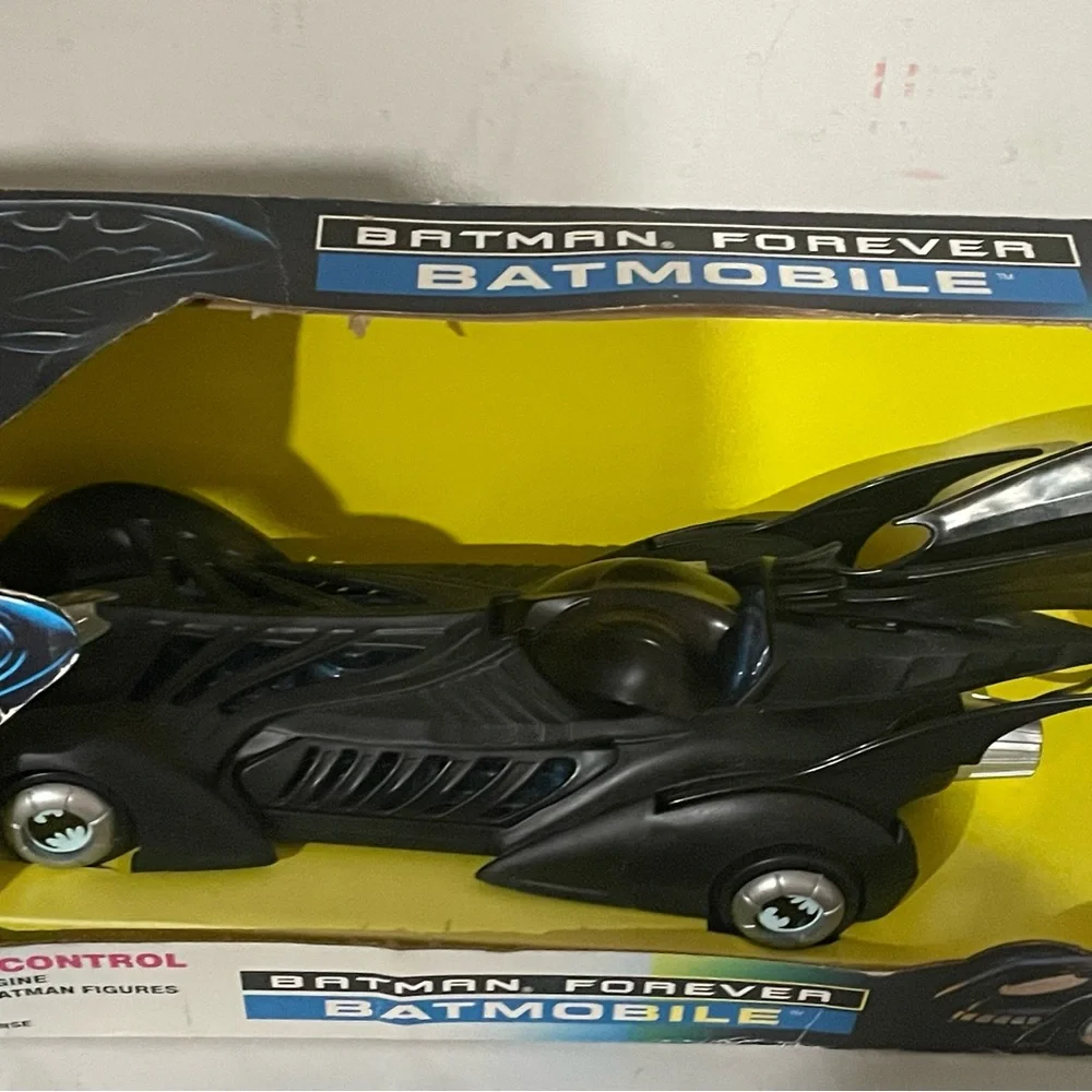 Batman Forever Electronic Batmobile Sealed In Original Box DC Comics 1995